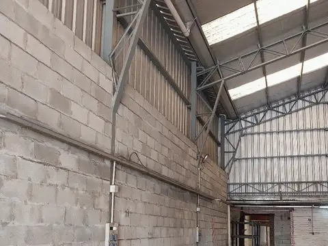 VENTA GALPÓN  BOMAN 3247