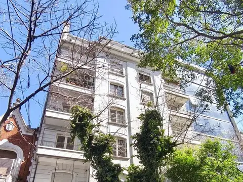 EN VENTA SEMIPISO DE ESTILO EN BELGRANO 4 AMBIENTES