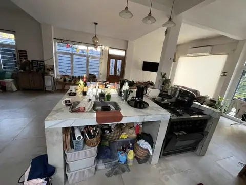 Casa 4 ambientes con 3 baños