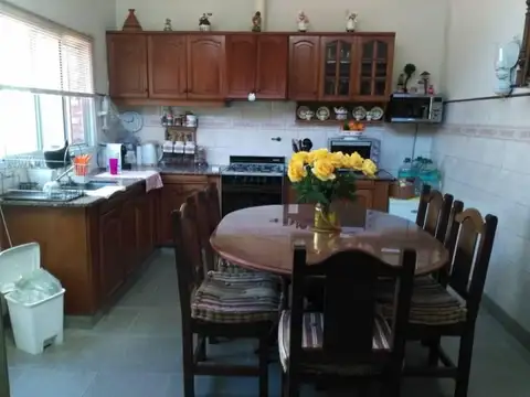 Depto Tipo Casa en Venta en Boulogne, USD 174.000