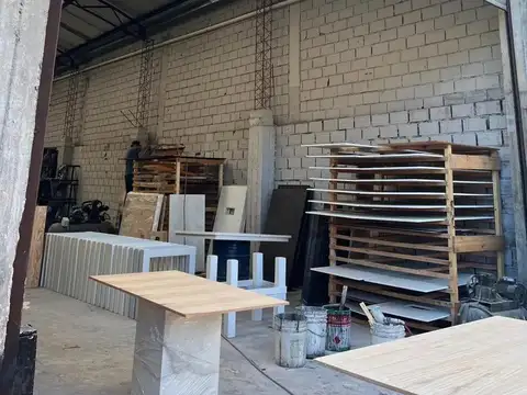 Depósito Industrial en venta en Loma Hermosa