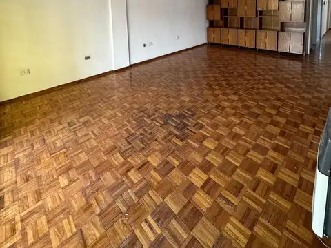 Mendoza al 2100 con cochera