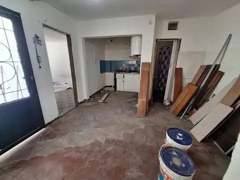 Maestro Dasso 2200, Piso PB