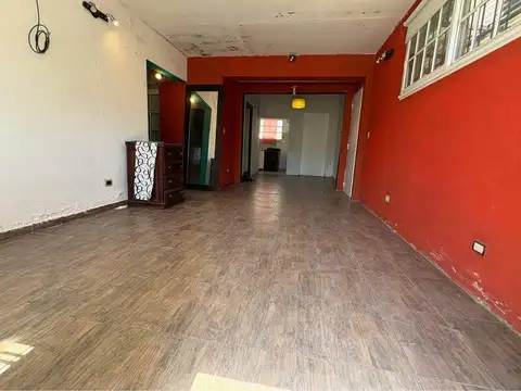 Depto Tipo Casa en Venta de 2 ambientes
