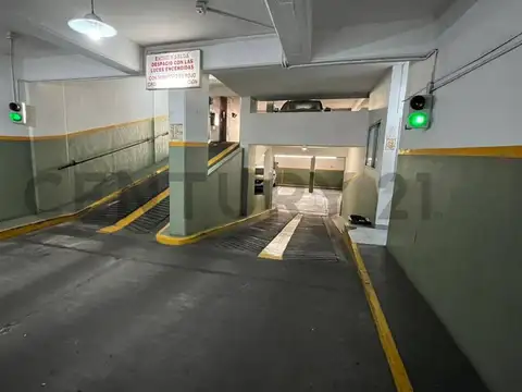 VENTA COCHERA 2 PISO, BELGRANO