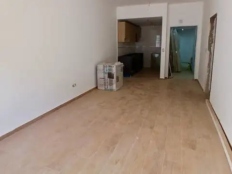 A estrenar 2 ambientes en PB con patio!