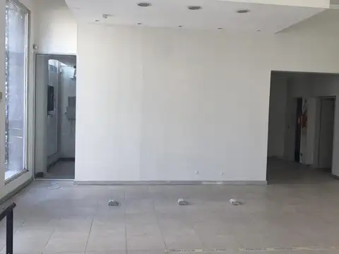 ALQUILER LOCAL COMERCIAL EN ESQUINA - PARANA