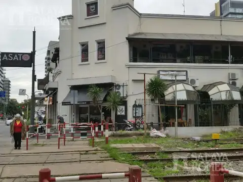 Local en Venta en Olivos, USD 230.000