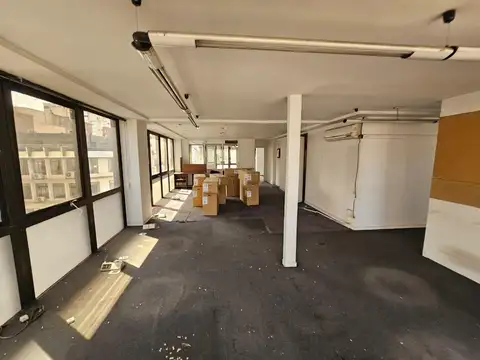 Esmeralda 600, Piso 7