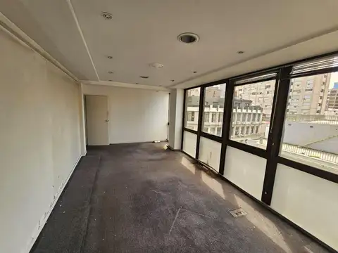Oficina en alquiler en Microcentro de 145 m2 con cocheras op