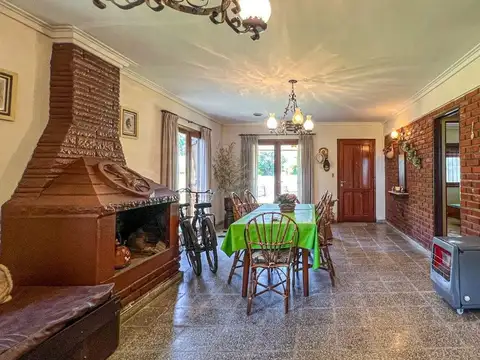 Venta Casa 2 amb. Mar de Cobo y parque Permuta