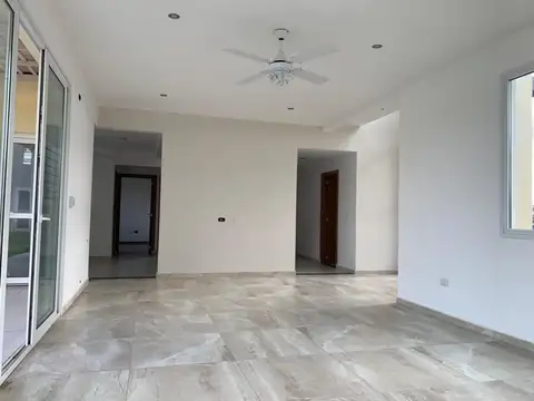 Casa en Venta en El Cantón - Barrio Islas, USD 420.000