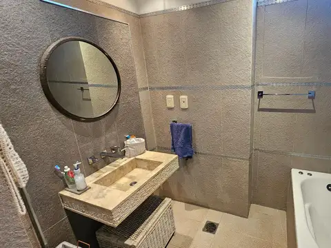 Colombo 960 , Piso 3