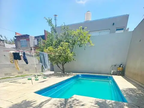 Depto Tipo Casa en Alquiler de 2 ambientes