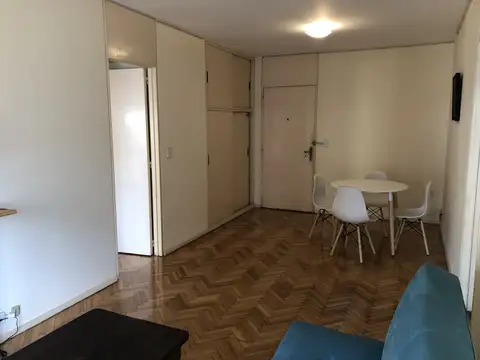 Pte M T De Alvear 500, Piso 9