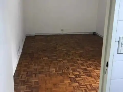 VENTA - DPTO 2 AMB. MUY BONITO Y LUMINOSO  UBICACION IDEAL