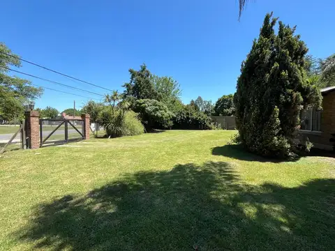 Propiedad en venta- Juan Bautista Alberdi al 2400, Barrio Los Troncos, Funes- 3 dormitorios.