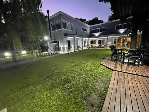 Casa - Barrio Parque Leloir