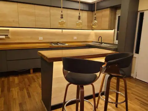 Casa en Venta en Barrio Parque Leloir, USD 600.000