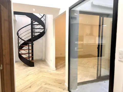 Depto Tipo Casa en Venta de 3 ambientes