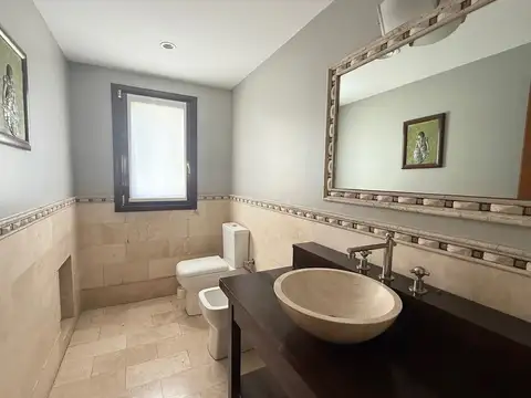 Casa en Venta en La Horqueta, USD 1.270.000