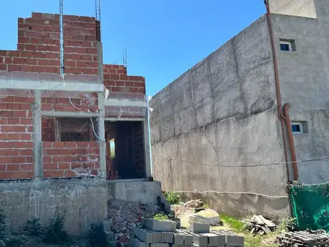 VENTA CASA A TERMINAR 3 DOR EN VILLA SAN NICOLAS