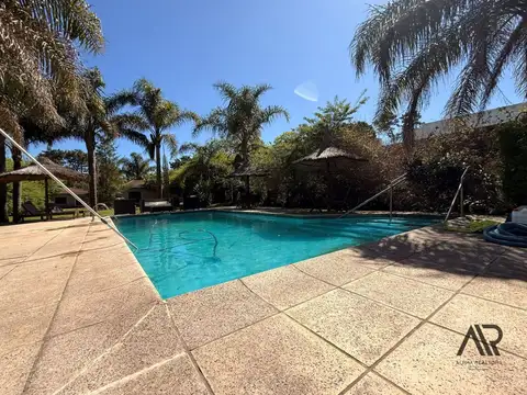 Alquiler casa 4 dormitorios Lomas de Solymar Sur y 3 apartamentos ideal renta