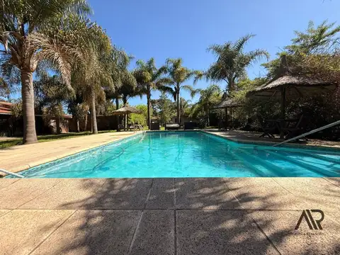 Casa en Alquiler en Ciudad De La Costa, USD 3.000