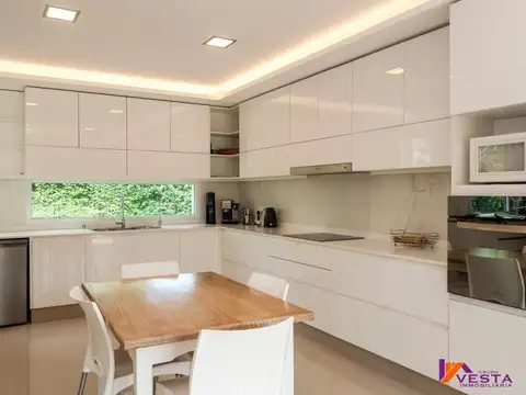 VILLA SAN LLORENZO *IMPORTANTE CASA EN VENTA *