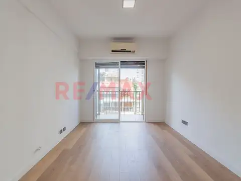 Avenida Luis María Campos 200