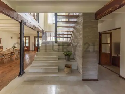 corrientes 3700, Piso 0