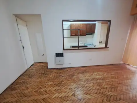 Departamento en venta c/ cochera en Villa Crespo