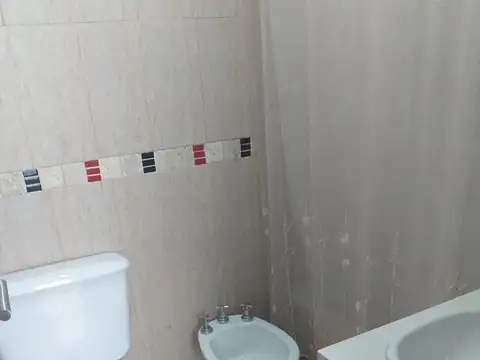 DEPARTAMENTO 2 AMB CON PATIO OPORTUNIDAD 