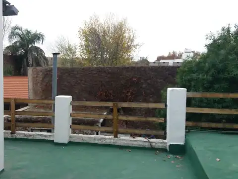 Depto Tipo Casa 2 ambientes con 1 baño