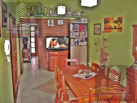 Casa en Venta con 1 cochera