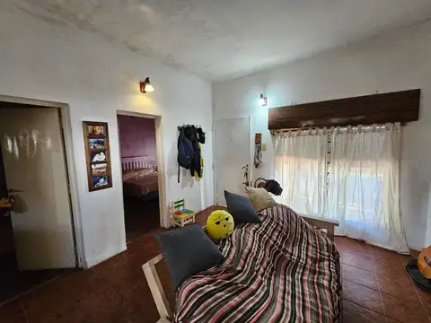 Casa en Venta en Castelar, USD 90.000