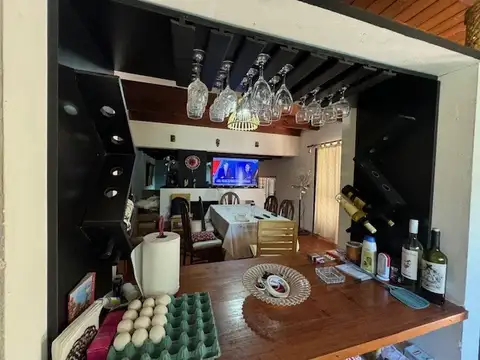 CASA EN VENTA - MERCEDES (B)