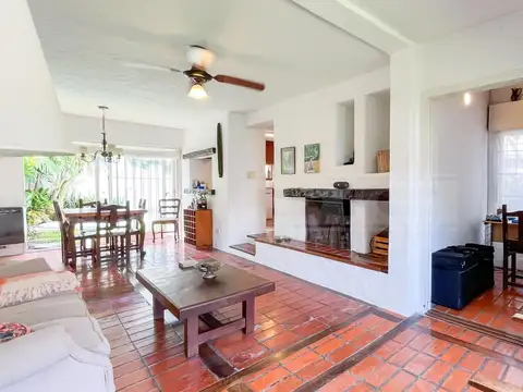 Depto Tipo Casa en Venta 40 años