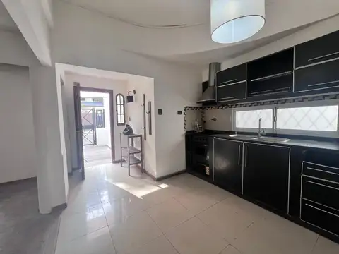 Depto Tipo Casa en Venta en Barrio Parque Ayerza, USD 75.000