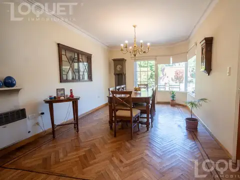 Casa de Tres dormitorios en Barrio Constituyentes