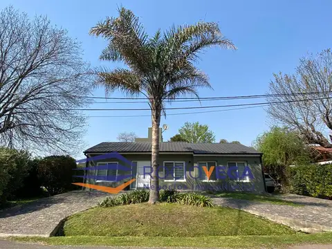 Casa en Venta  en Country Banco Provincia Moreno