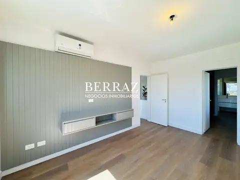 Casa Venta 3 Dormitorios Barrio Las Liebres, Lote de 727 m2 Pilar