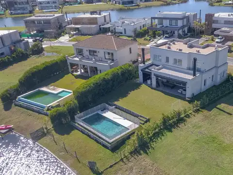 Casa en Venta 1 año