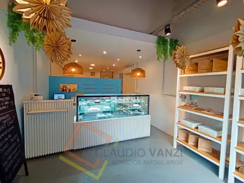 Local en Alquiler Via Púb.