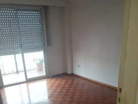 Departamento 4 ambientes con 1 baño