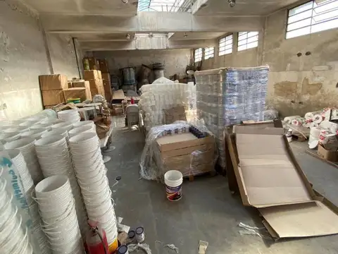 Galpon en Venta 39  mts Fondo