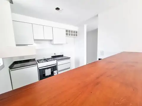 Venta Deptos. Dúplex 2 Dormitorios en Construcción, Av. Pellegrini 2632 - Gazze