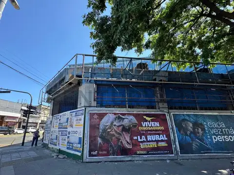 LOCAL COMERCIAL 700 m2 EN ALQUILER EN FLORESTA