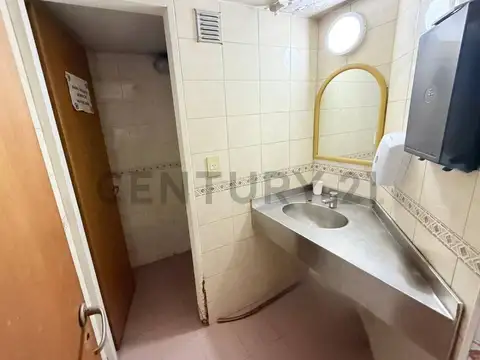 Galpon en Alquiler 43  mts Frente