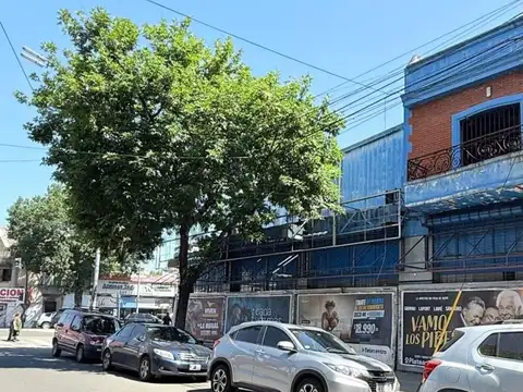 Juan B Alberdi 3800, Piso 0